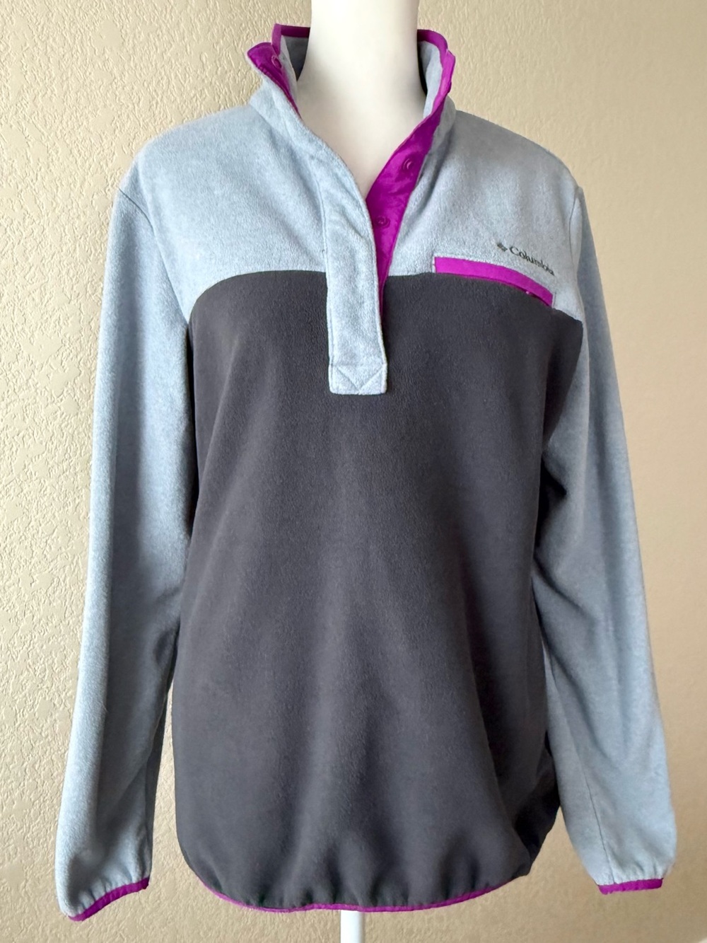 Columbia Women’s Colorblock Snap Fleece Pullover | Medium